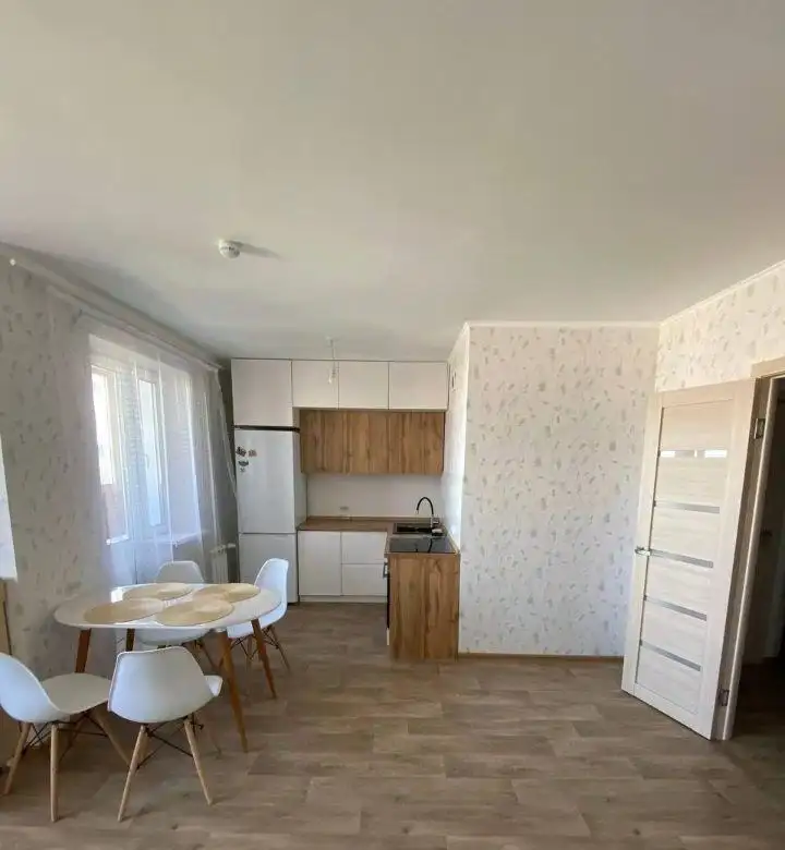 Сдается однокомнатная квартира в Красноярске на Березина 82 - Аренда квартир (Недвижимость) в Красноярск