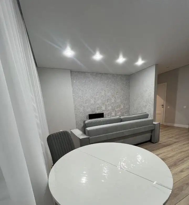 Сдается двухкомнатная квартира в Красноярске - Квартиры (Недвижимость) в Красноярск