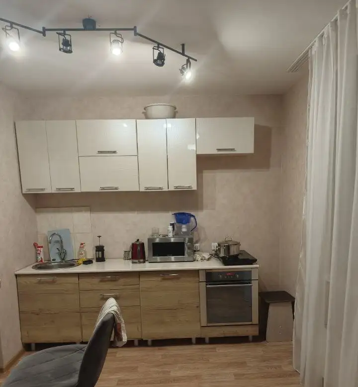 Сдается двухкомнатная квартира в Красноярске - Аренда квартир (Недвижимость) в Красноярск