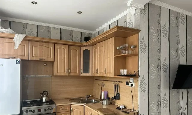 Сдается двухкомнатная квартира в Железнодорожном районе Красноярска - частное объявление в Красноярск