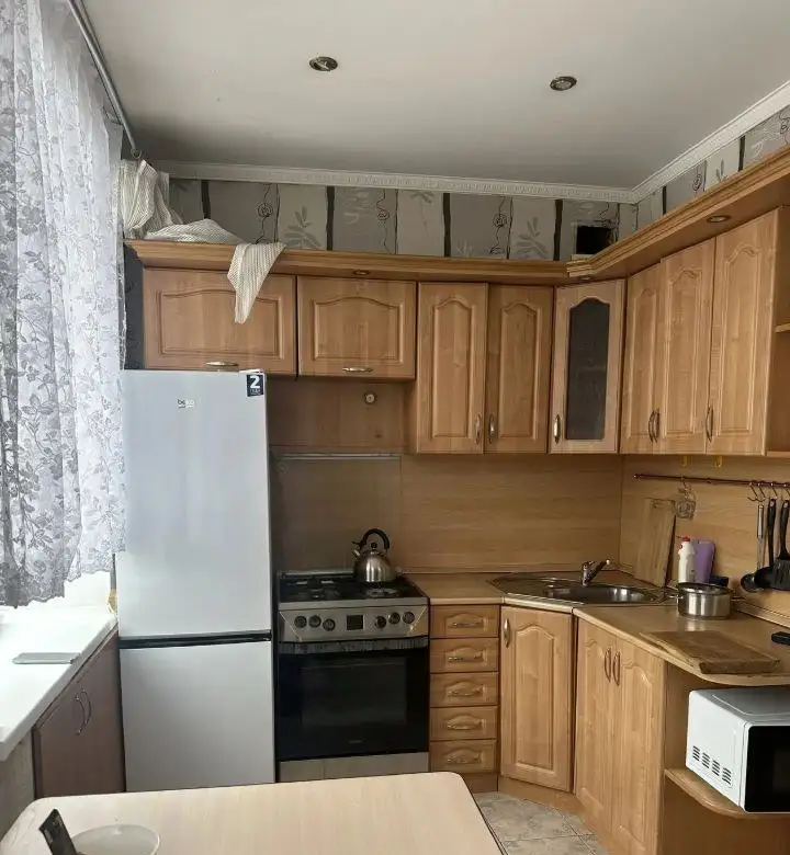 Сдается двухкомнатная квартира в Железнодорожном районе Красноярска - Аренда квартир (Недвижимость) в Красноярск