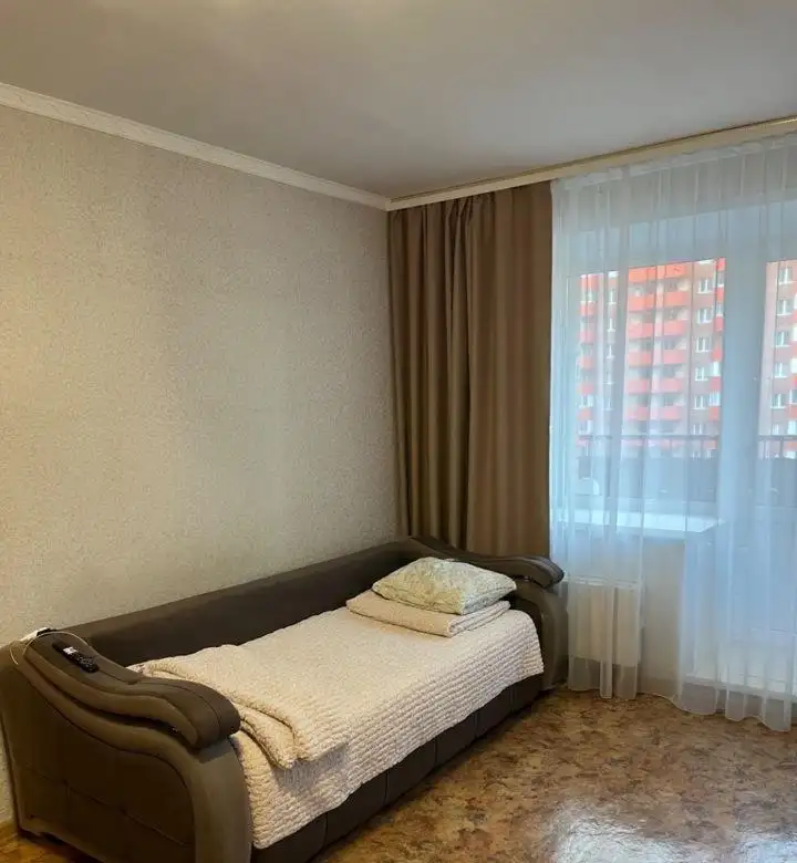 Сдается однокомнатная квартира в мкр. Солнечный, просп. 60 лет Образования СССР, 58 - Аренда квартир (Недвижимость) в Красноярск