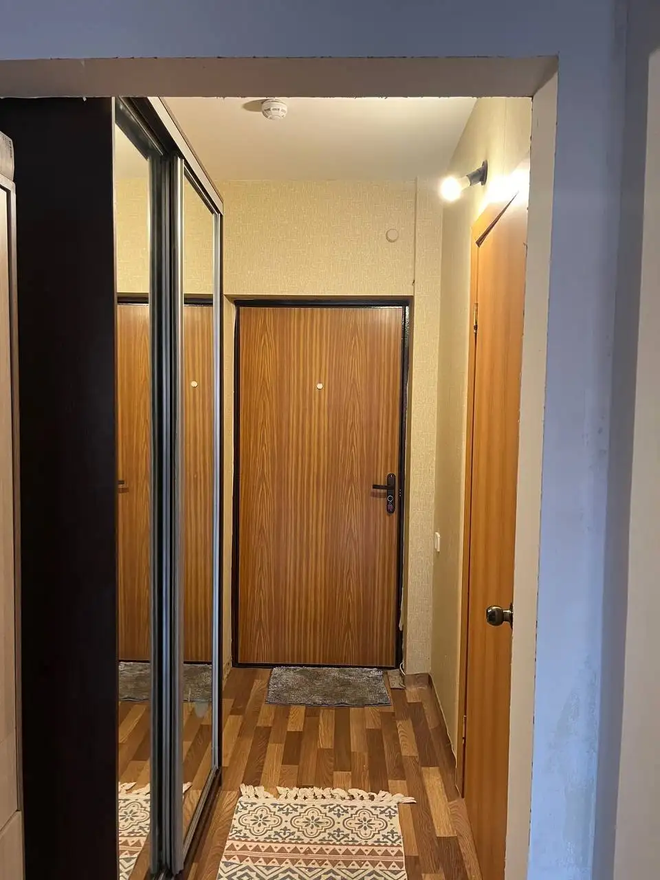 Студия в районе Солнечный на длительный срок - Аренда квартир (Недвижимость) в Красноярск