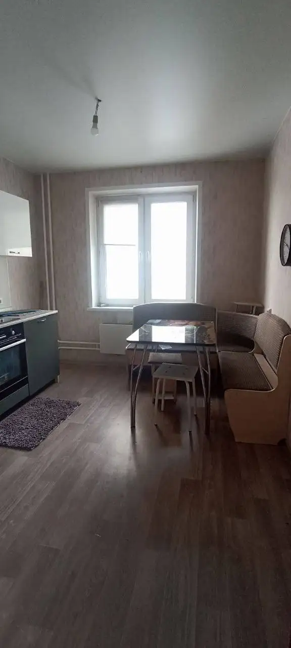 Сдается 3-комнатная квартира на длительный срок - Аренда квартир (Недвижимость) в Красноярск