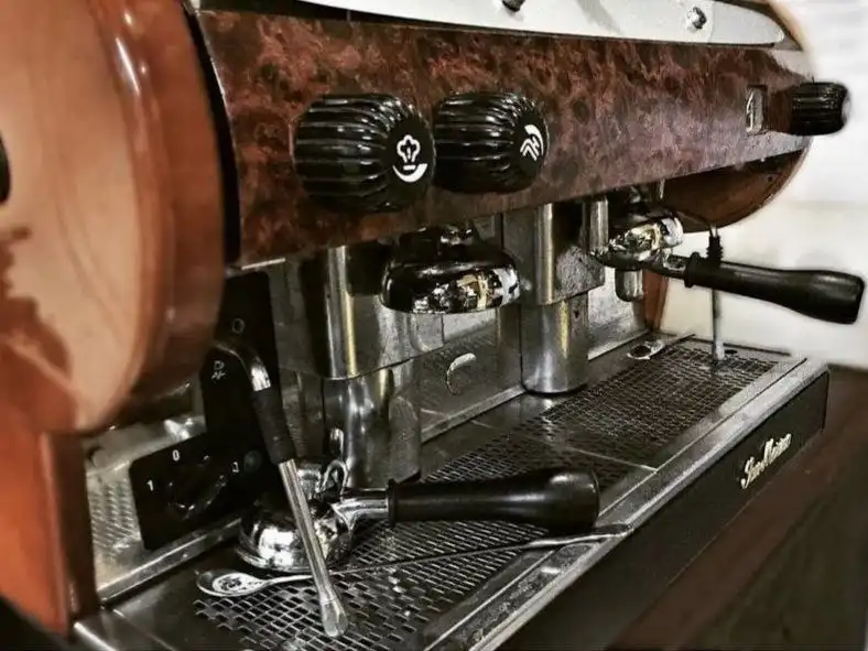 Вакансия бариста-официанта в кафе 'Старый Городъ'