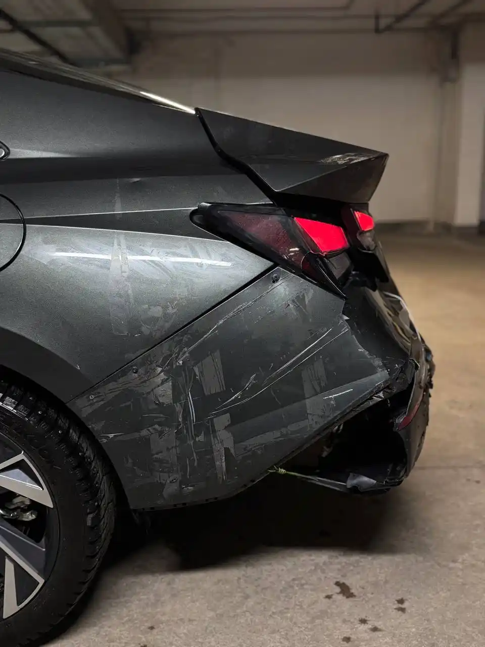 Hyundai Elantra 2023 год