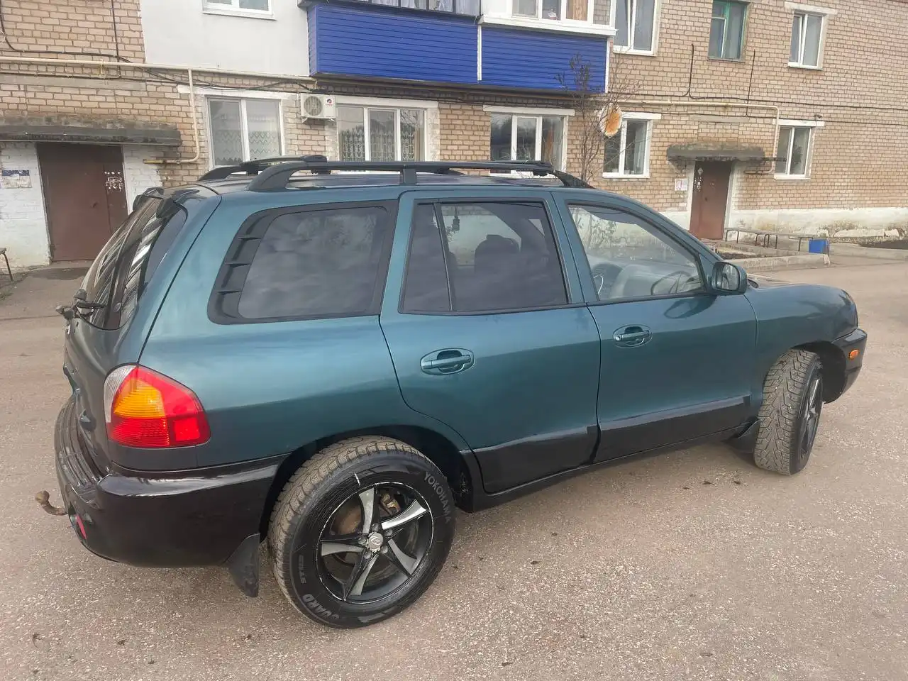 Продам Hyundai Santa Fe 2003 года