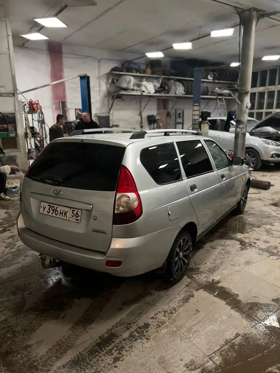 Lada Priora 2009 года выпуска на ходу с неисправностью КПП