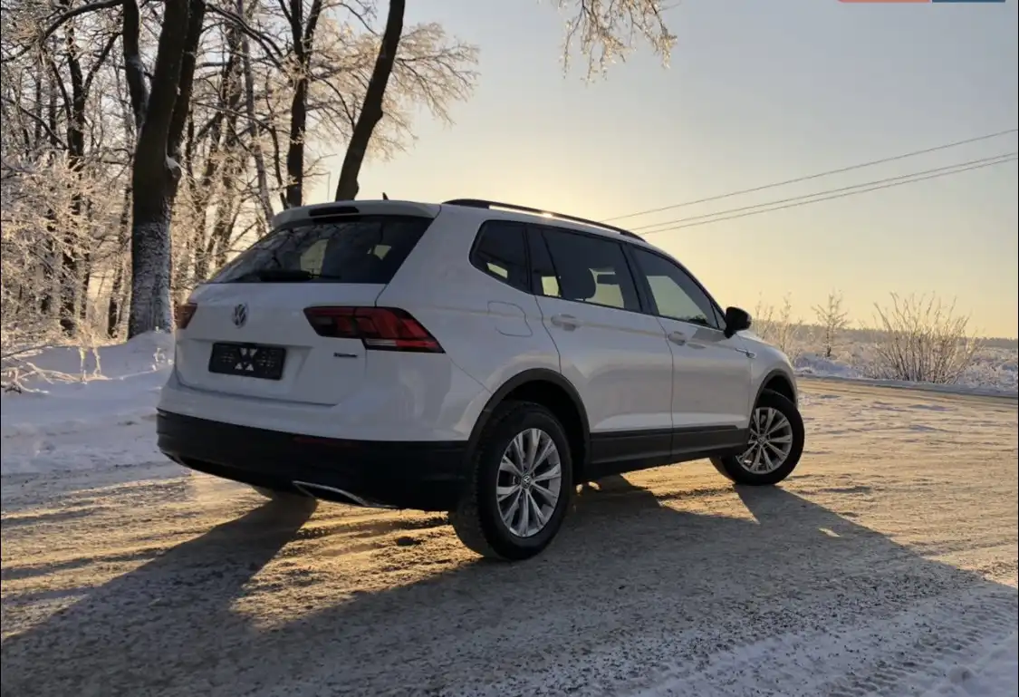 Volkswagen Tiguan 2020 года - Легковые автомобили (Авто) в Уфа
