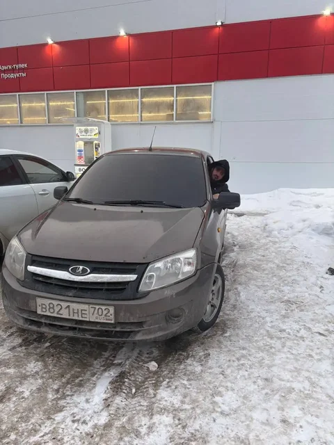 Лада Гранта 2015 года - Грузовики и фургоны в Уфа