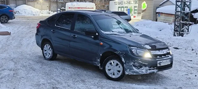 Продается Lada Granta 2015 года - УАЗ Патриот в Уфа