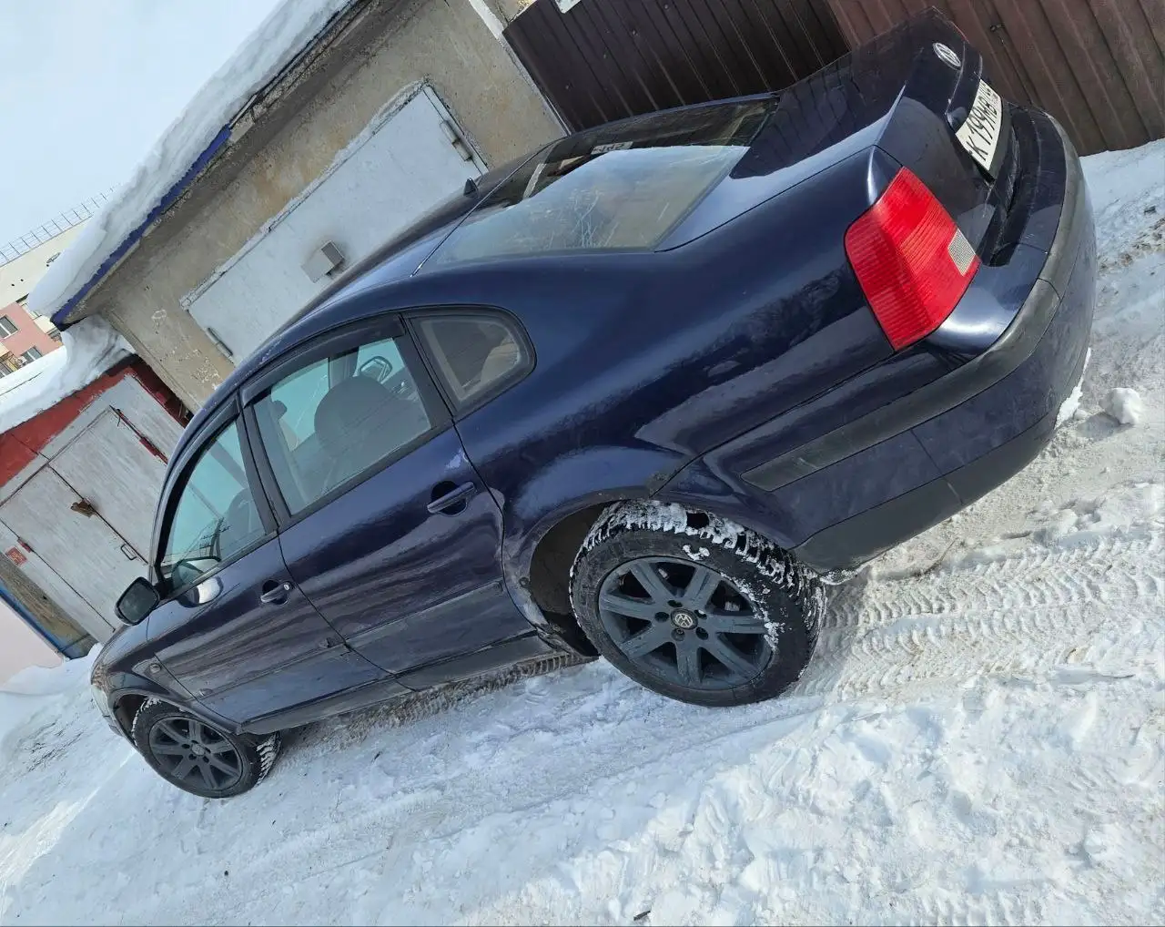 Volkswagen Passat 1.8 турбо автомат с шумом в моторе - Авто в Туймазы