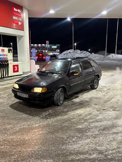 ВАЗ 2114 2005 года, кузов на фото, мотор хороший, нет 2 передачи - Легковые автомобили в Стерлитамак
