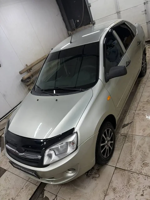 Продажа Lada Granta 2012 года, 16 клапанов - Минивэны в Уфа