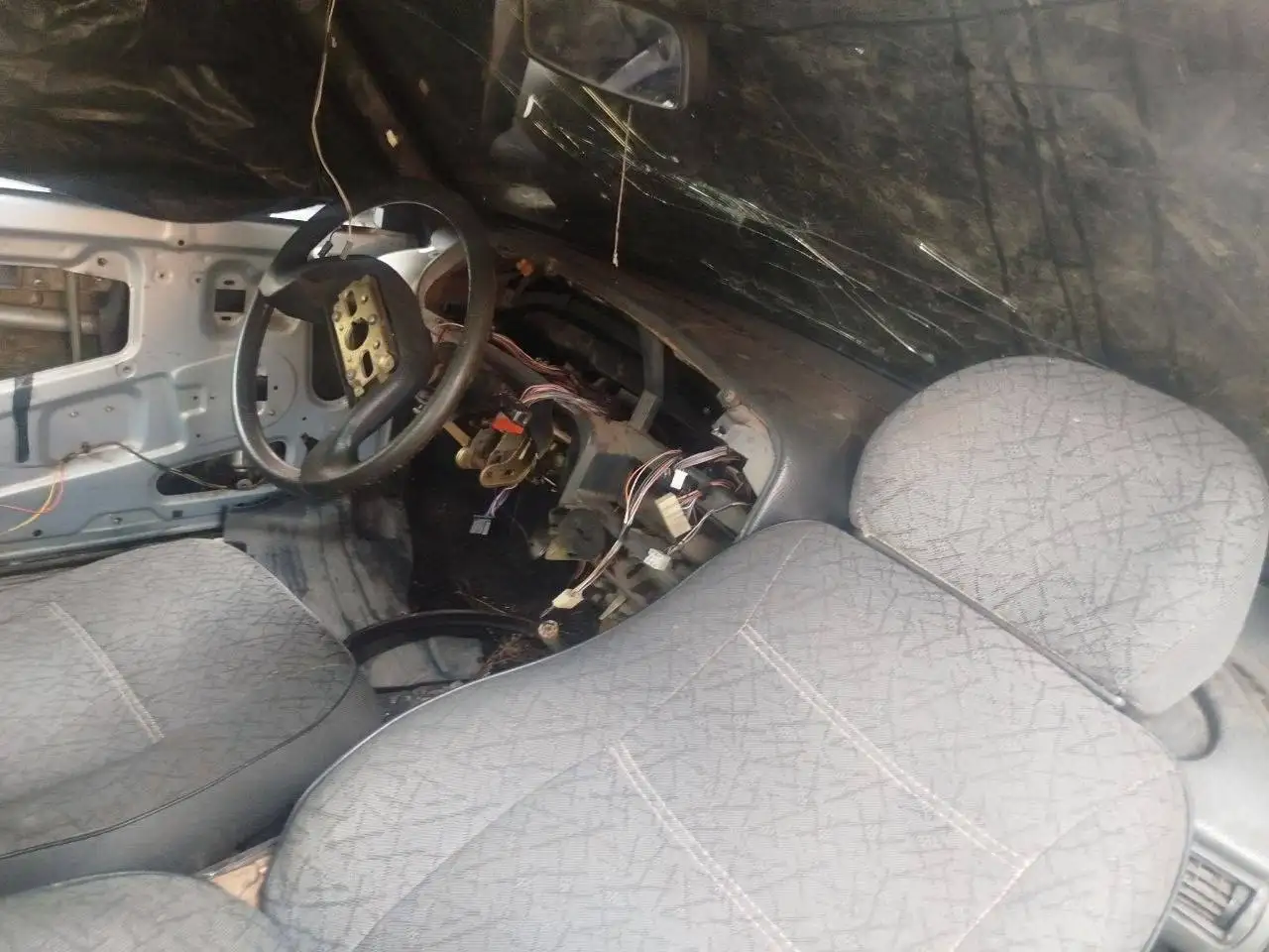 Продажа двух автомобилей с салоном - Легковые автомобили (Авто) в Стерлитамак