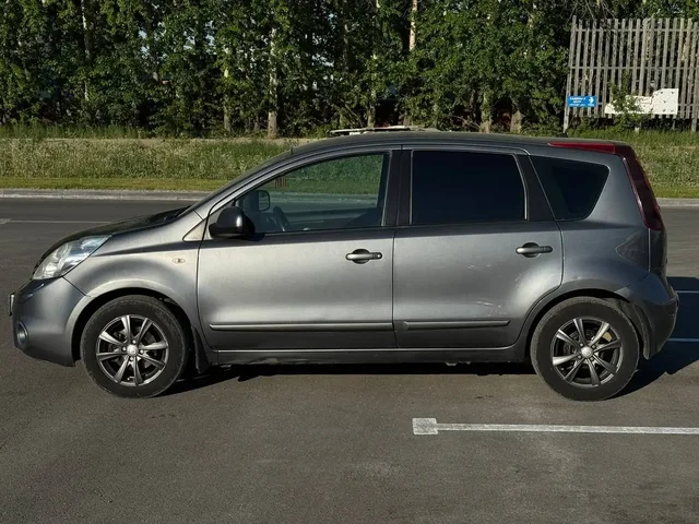 Продажа Nissan Note E11 2012 - Hyundai Solaris в Уфа