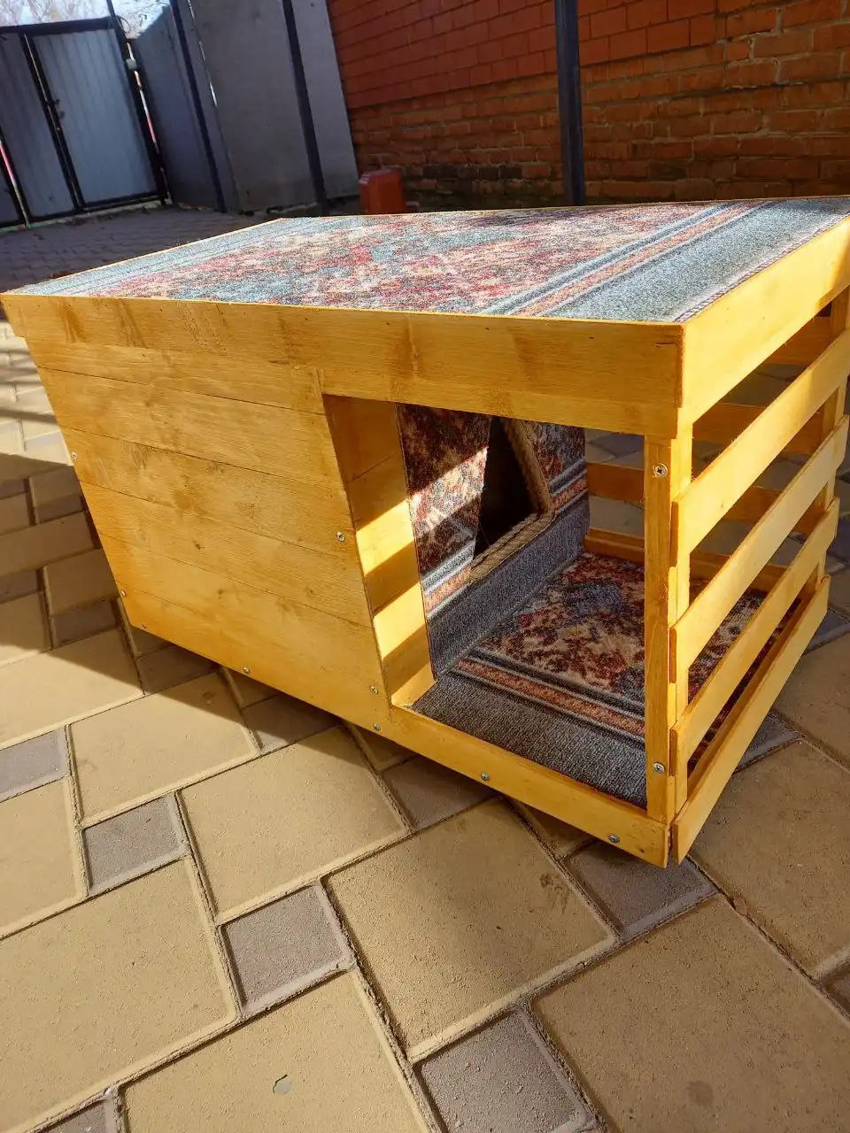 Продажа утепленного домика для котов или собак