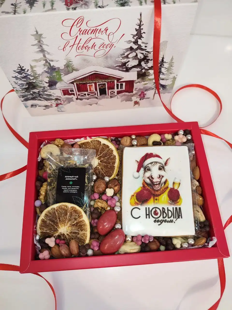Новогодние наборы и пряники