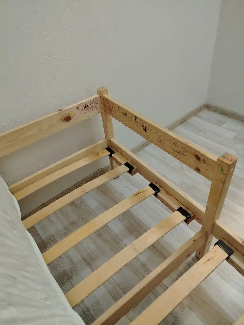 Продажа детской кроватки с ортопедическим матрасом