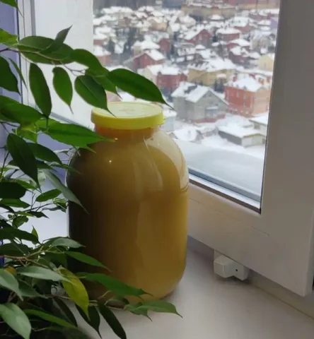 Мед цветочный из Башкирии с сотами в рамке - частное объявление в Екатеринбург