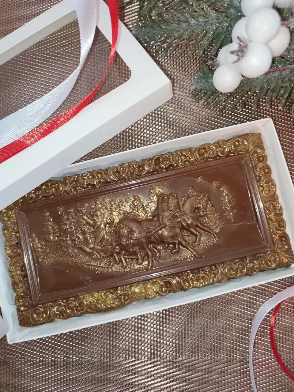 Новогодние наборы из бельгийского шоколада