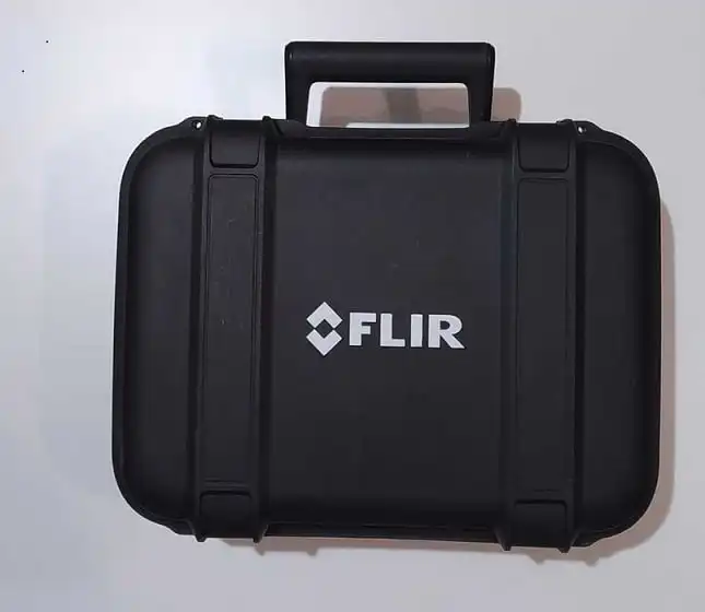 Тепловизор Flir E5 WiFi профессиональный - Измерительные приборы (Электроника) в Екатеринбург