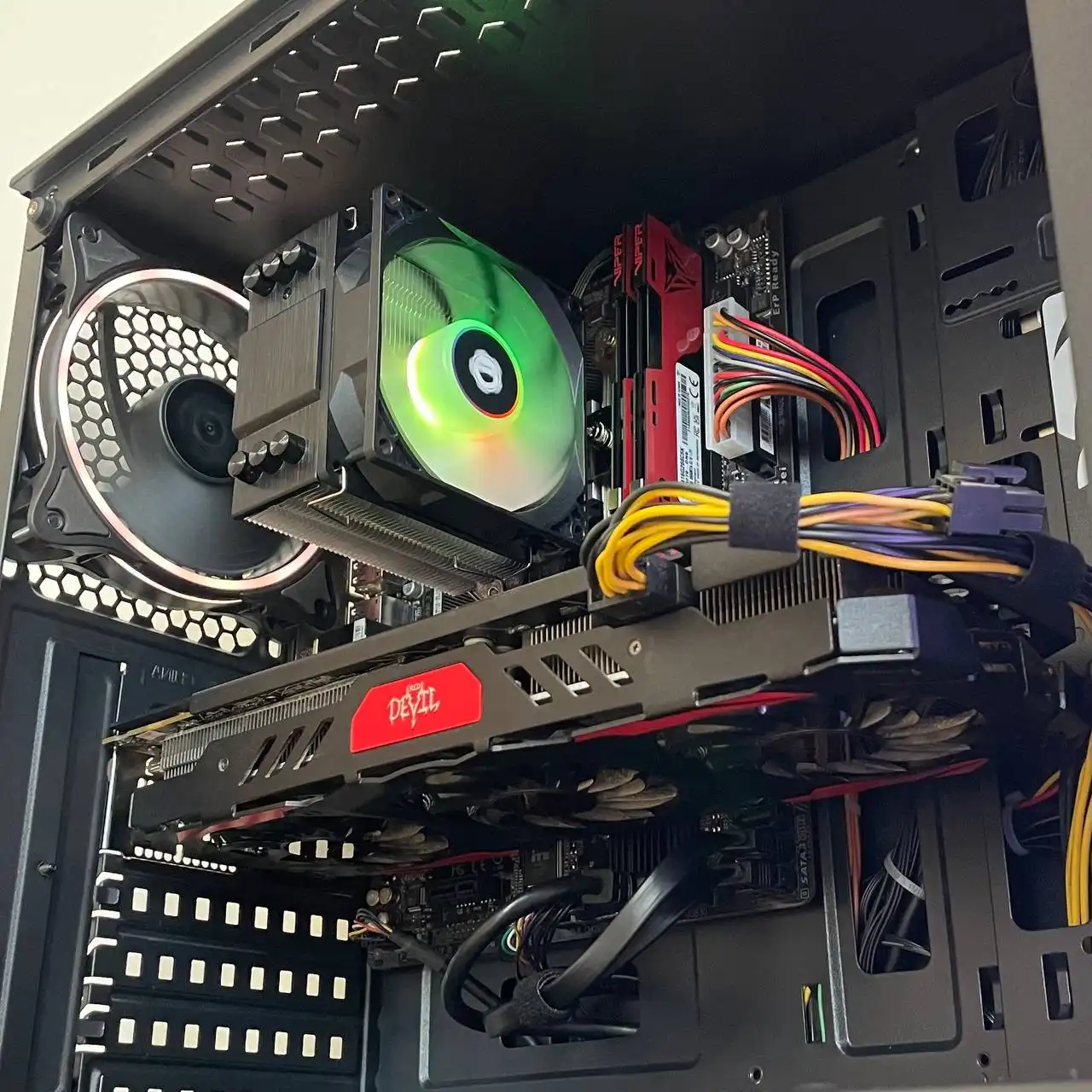 Игровой компьютер Ryzen 7 2700X + RX 580 8 ГБ