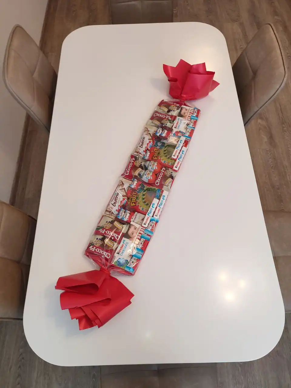 Гигантская метровая и более услуга наполнения