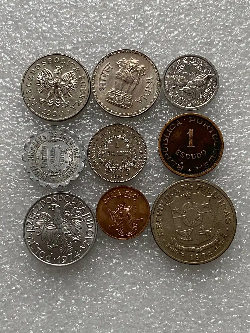 Подборки иностранных монет - Нумизматика (Хобби и отдых) в Екатеринбург