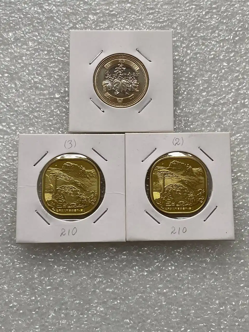 Подборки иностранных монет - Нумизматика (Хобби и отдых) в Екатеринбург