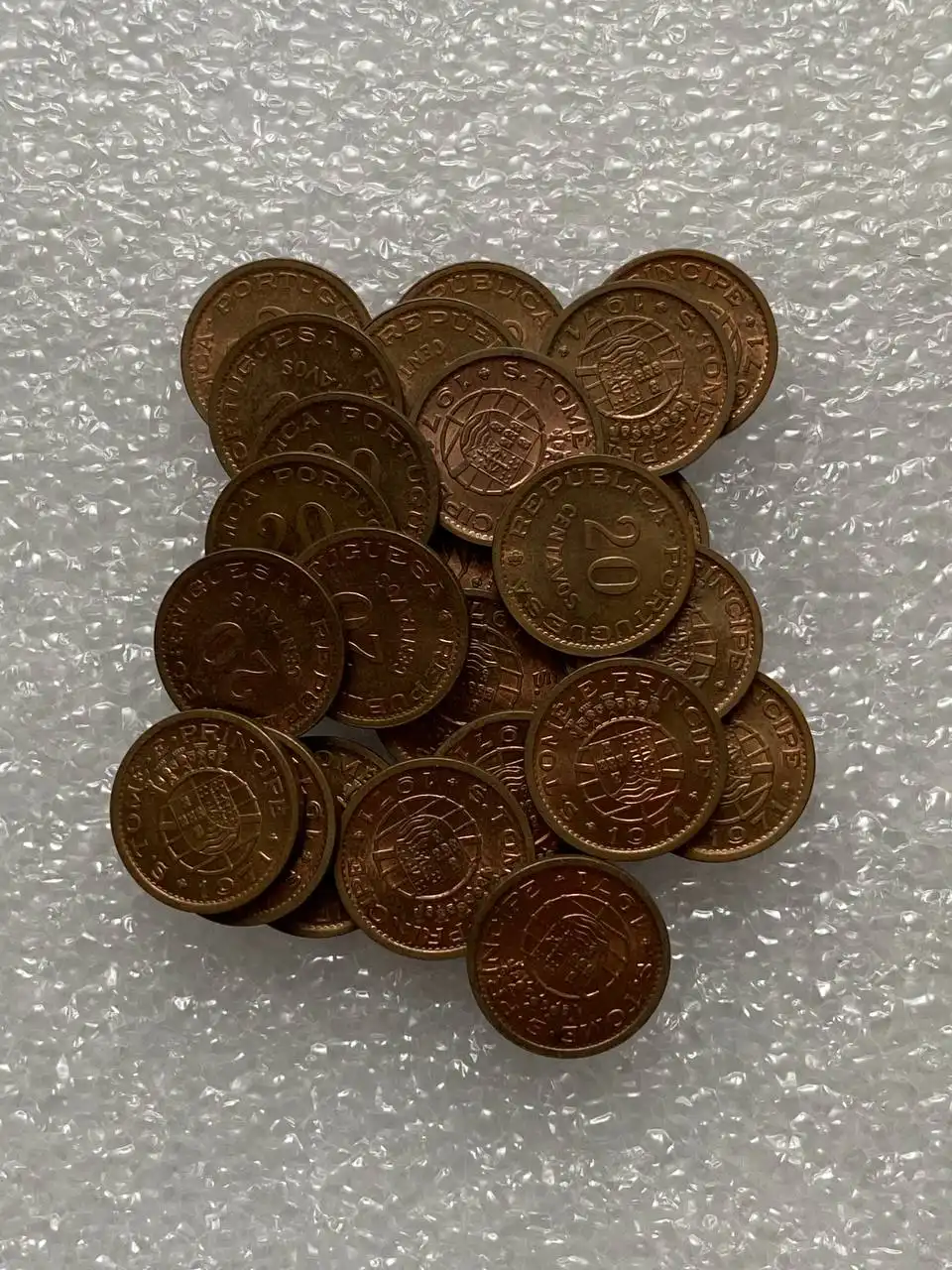 Продажа иностранных монет разных стран - Нумизматика (Хобби и отдых) в Екатеринбург