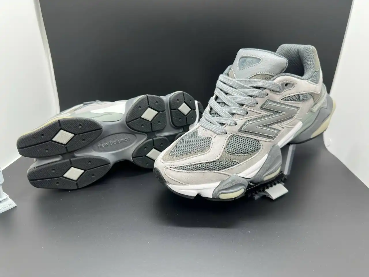 Новые кроссовки в наличии с гарантией - Обувь (Одежда) в Екатеринбург