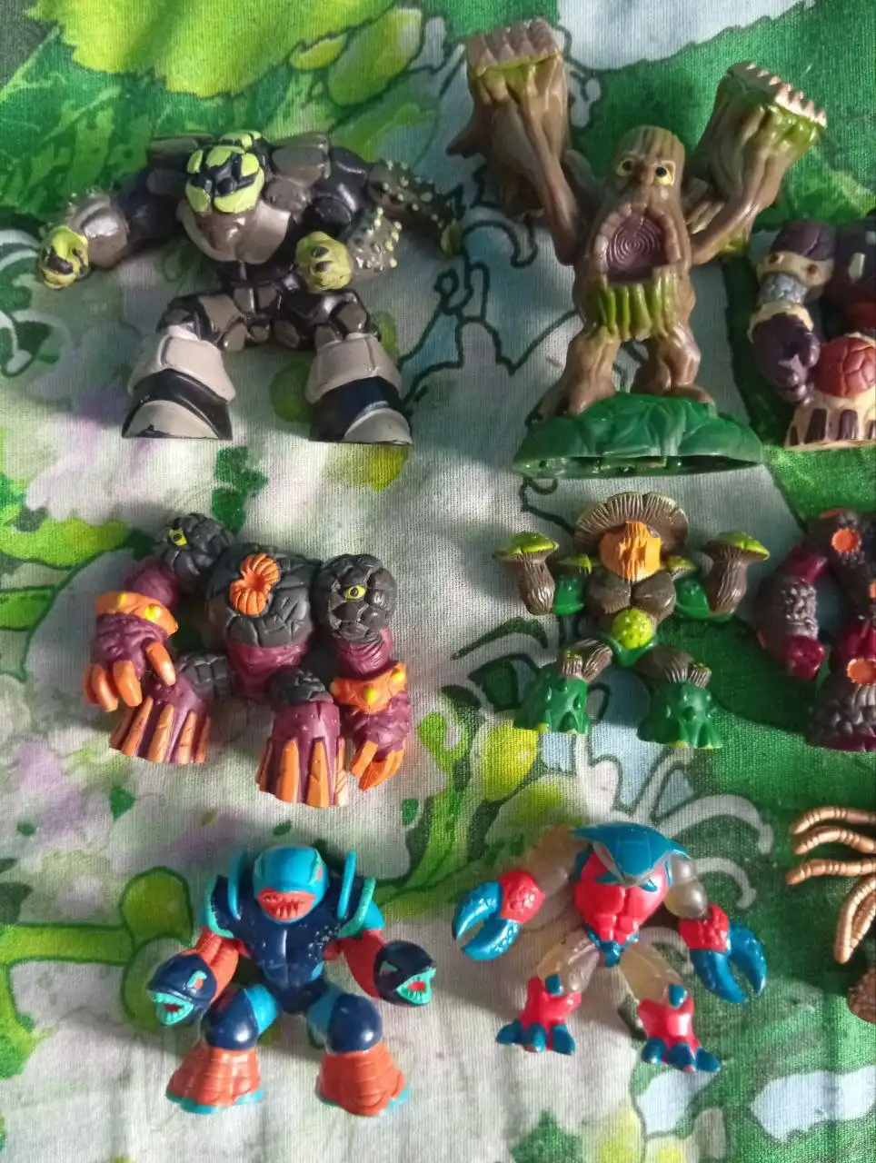 Коллекционные фигурки Gormiti 18 штук - Коллекционные фигурки (Хобби и отдых) в Екатеринбург