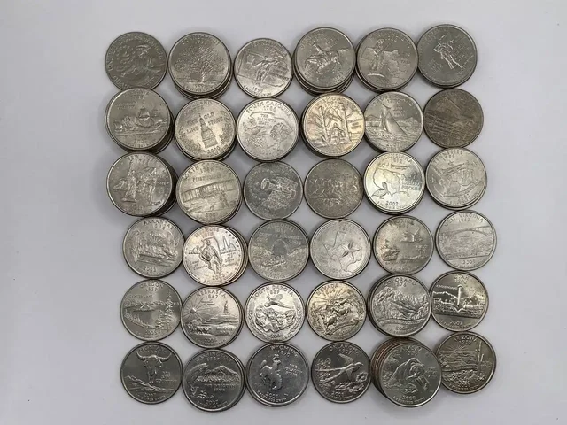 Коллекционные монеты США 25 центов разных годов - Значки в Екатеринбург