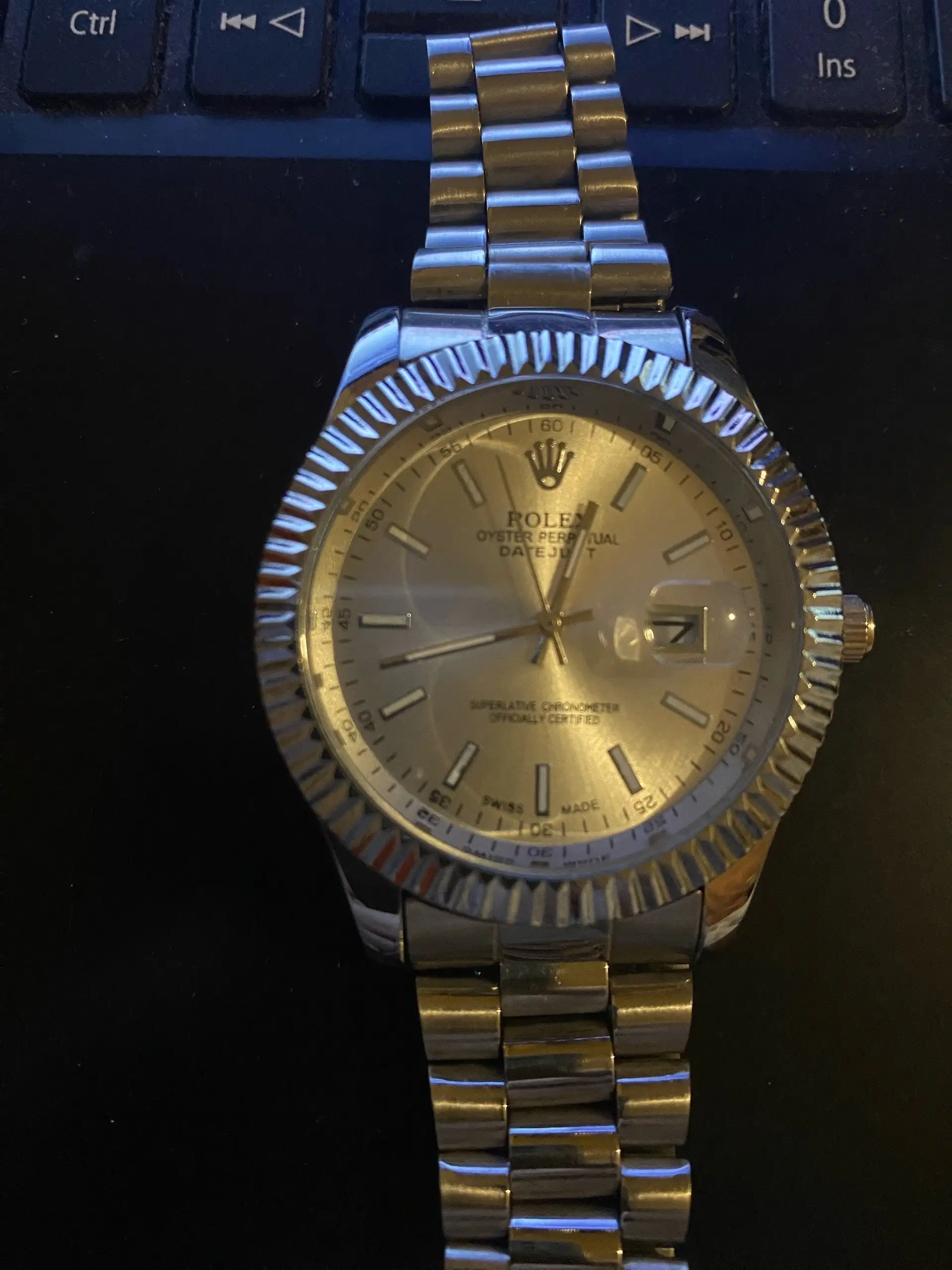 Обмен качественной реплики Rolex на телефон - Барахолка в Екатеринбург