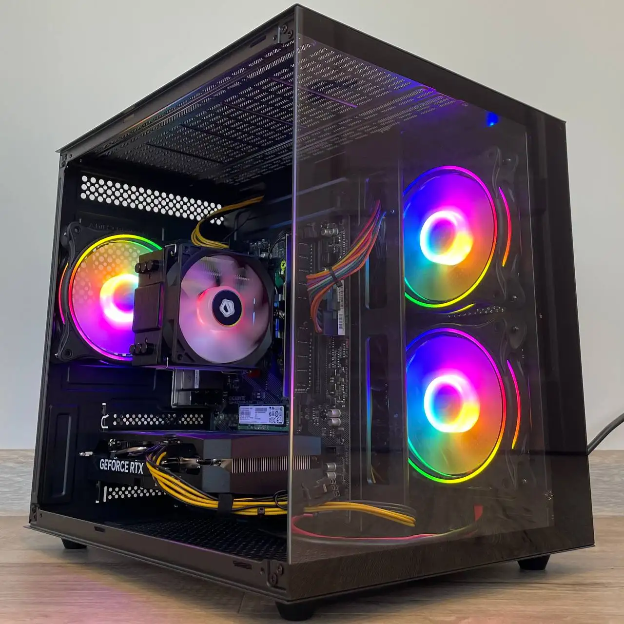 Мощный игровой компьютер с AMD Ryzen 7 и RTX 5060 - Компьютеры (Электроника) в Екатеринбург