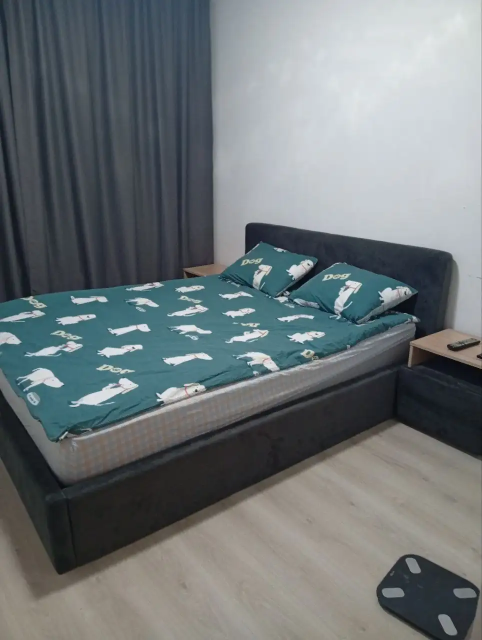 Продам двуспальную кровать с ортопедическим матрасом - Мебель (Для дома и дачи) в Екатеринбург