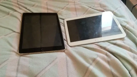 Продажа нерабочих планшетов Samsung и iPad - Принтеры в Екатеринбург