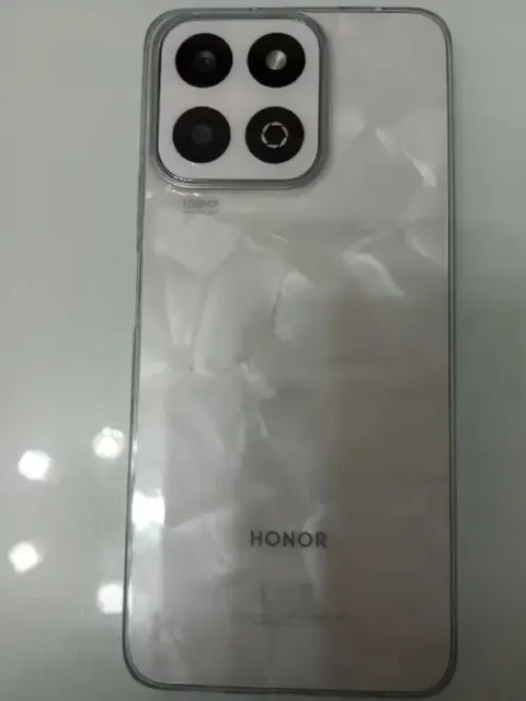 Продам телефон Honor X7c 6/128 ГБ белого цвета - Телефоны в Екатеринбург