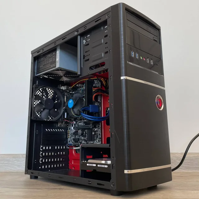 Компьютер с Intel Pentium G4400 и 16 ГБ DDR4 - Смарт-часы в Екатеринбург