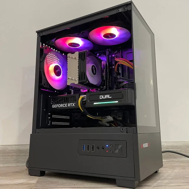 Игровой компьютер Intel Core i5-12400 + RTX 5060 - Смарт-часы в Екатеринбург