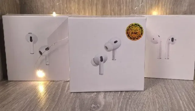 Адаптер Apple 20W и AirPods реплика - Наушники и аксессуары в Екатеринбург
