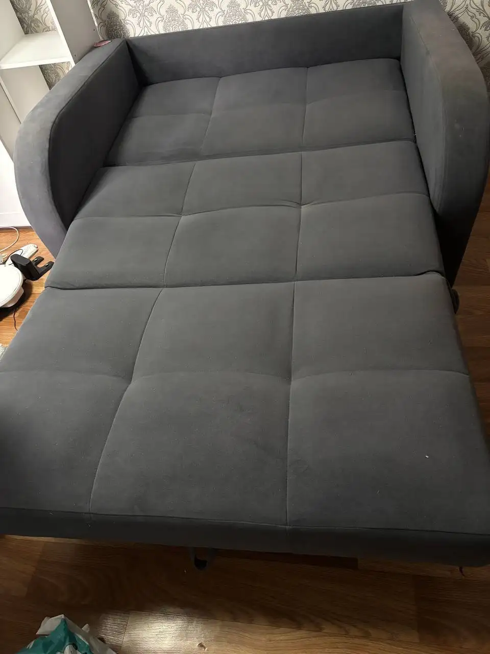 Продается диван раздвижной с ящиком для хранения - Барахолка в Екатеринбург