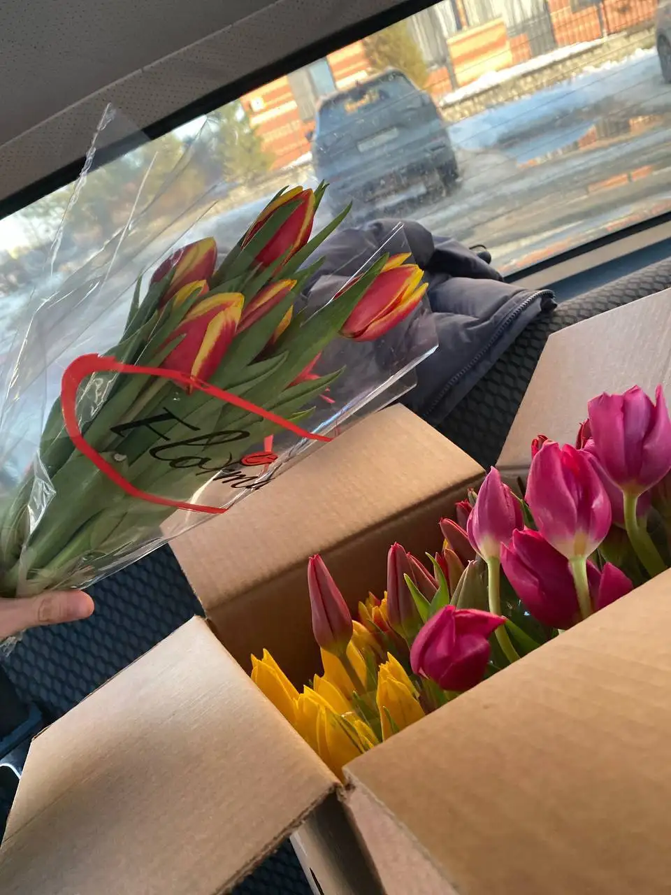 Тюльпанчики в наличии 1001 шт - Хобби и отдых в Екатеринбург