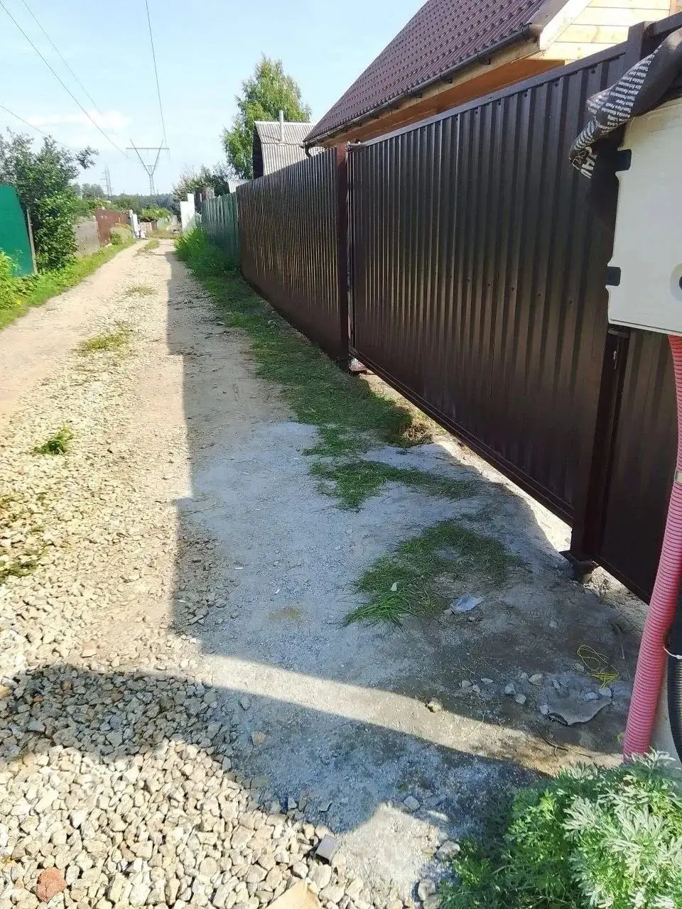 Установка заборов из профнастила и навесов под ключ в Екатеринбурге - Строительные услуги (Услуги) в Екатеринбург