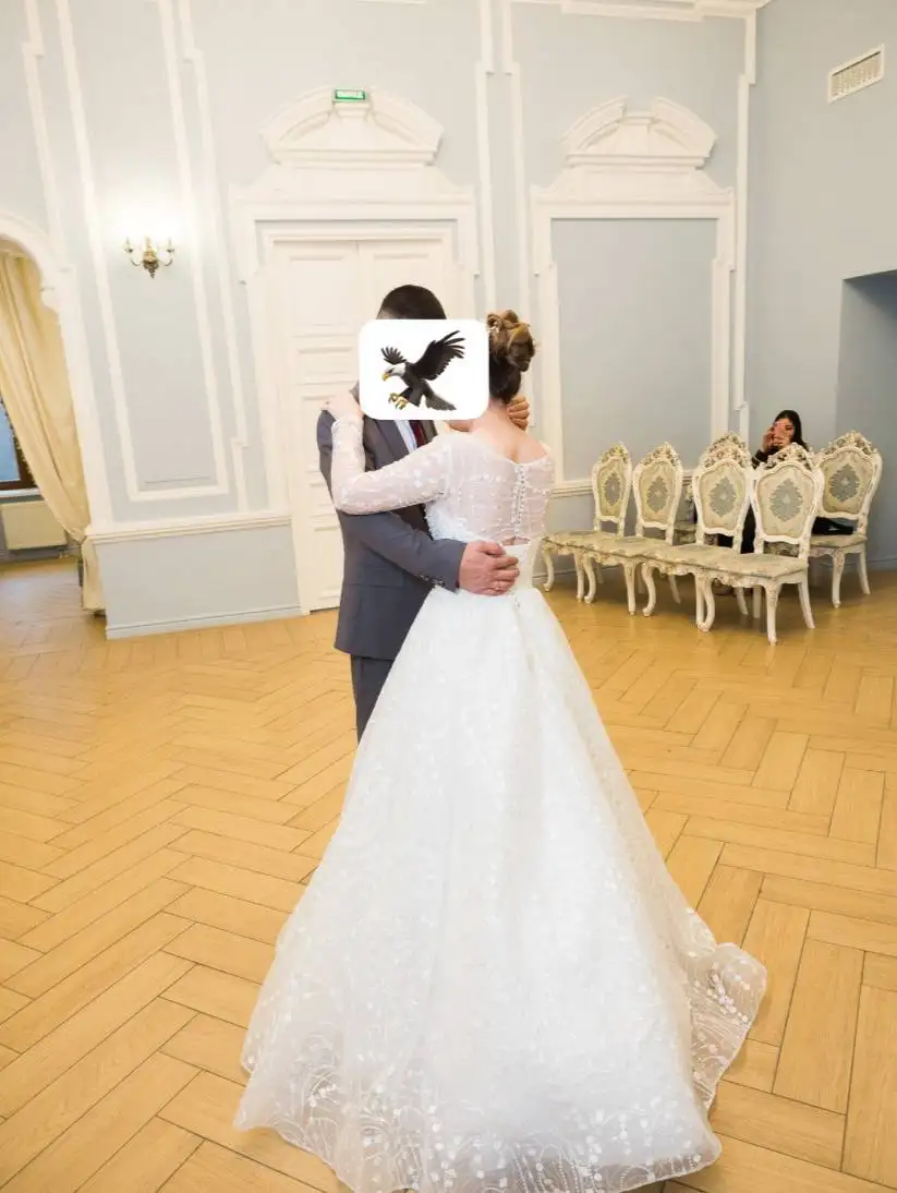 Продажа свадебного платья с подарками - Свадебная одежда (Одежда) в Екатеринбург