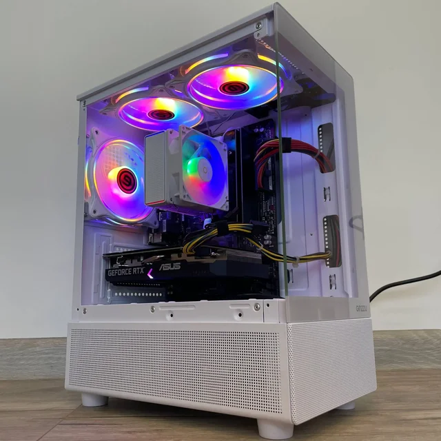 Игровой компьютер AMD Ryzen 7 с RTX 3050 - Планшеты в Екатеринбург