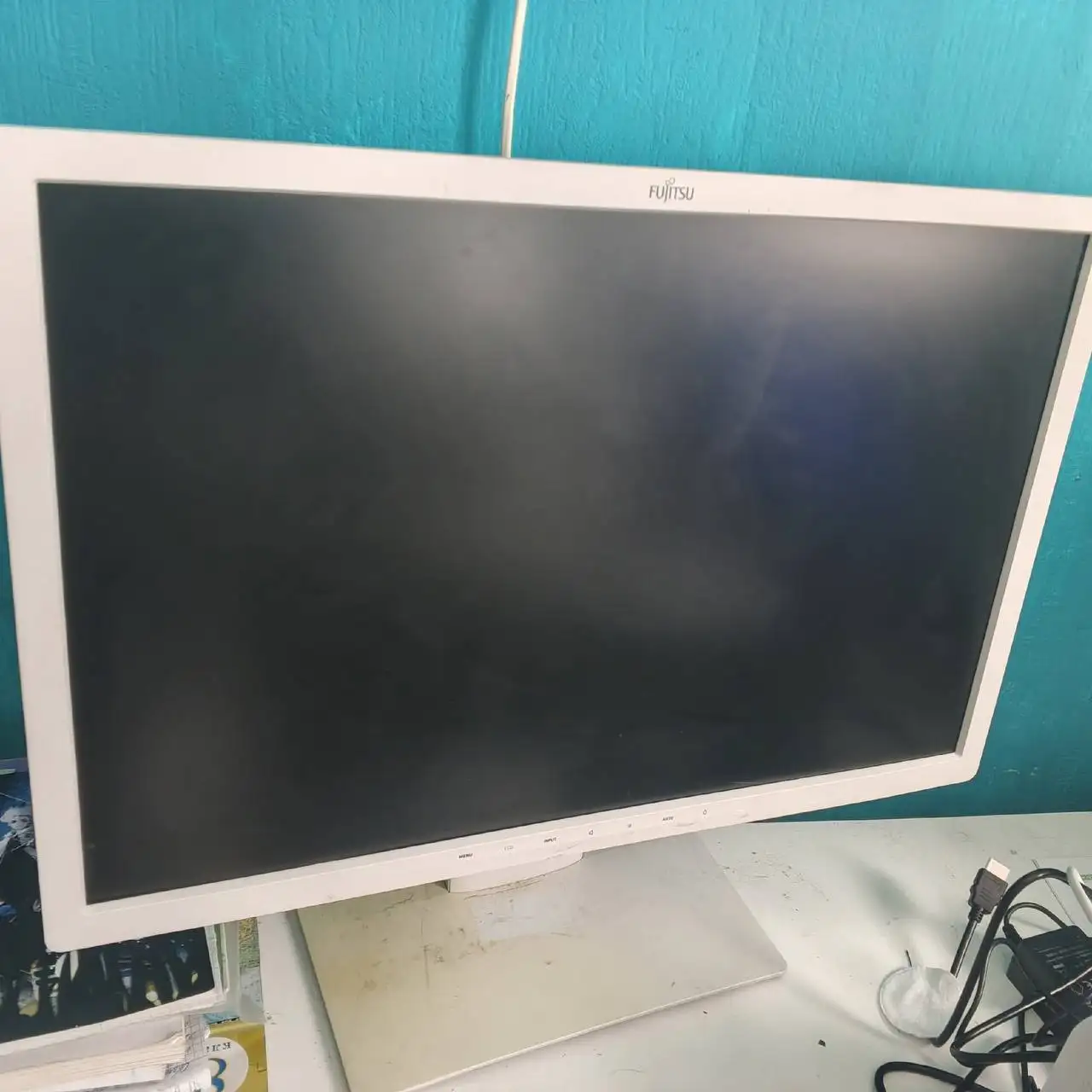 Монитор Fujitsu B24W-7 LED 24 дюйма - Электроника в Екатеринбург