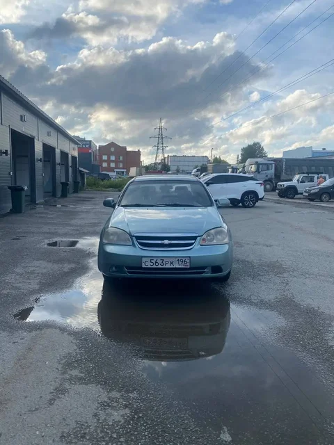 Toyota Corolla E2007 автомат, полный ход - Канистры в Екатеринбург