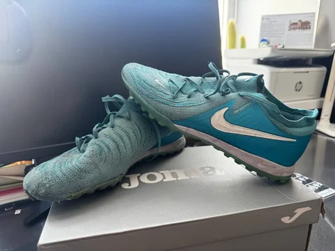 Продам сороконожки Nike оригинал - Барахолка в Самарская область